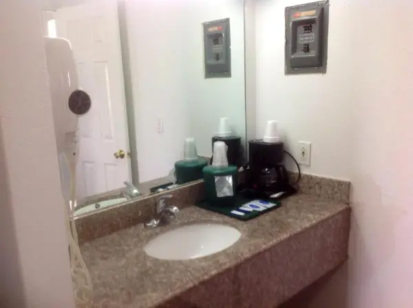 Hamilton Inn 5